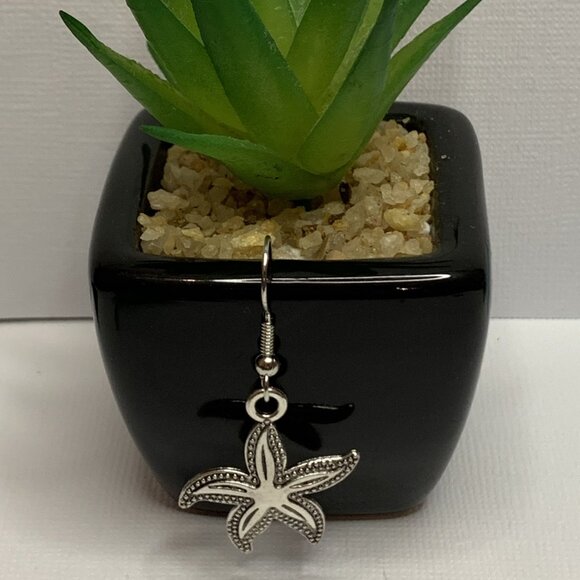 Starfish Earrings, Starfish Jewelry, Nautical Earrings, Gift Idea, Beach Earring - Picture 5 of 9